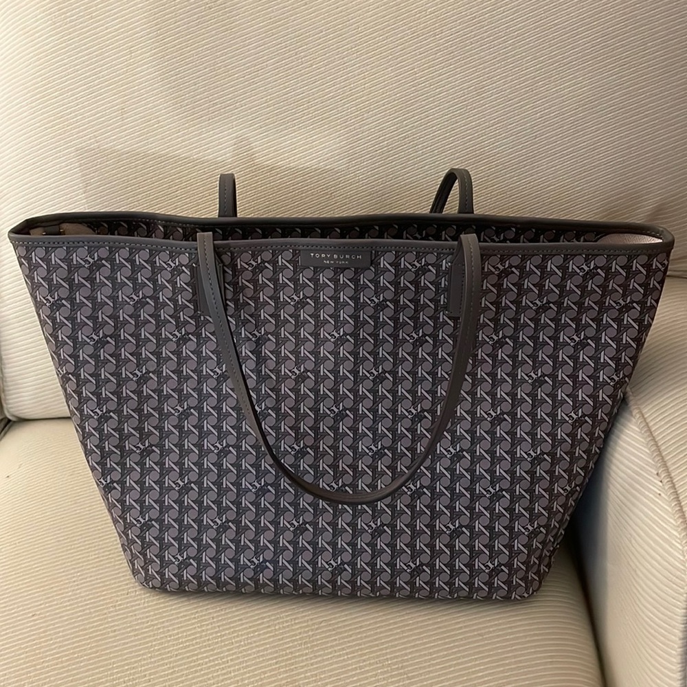 Tory Burch Ever-Ready Tote (Large)